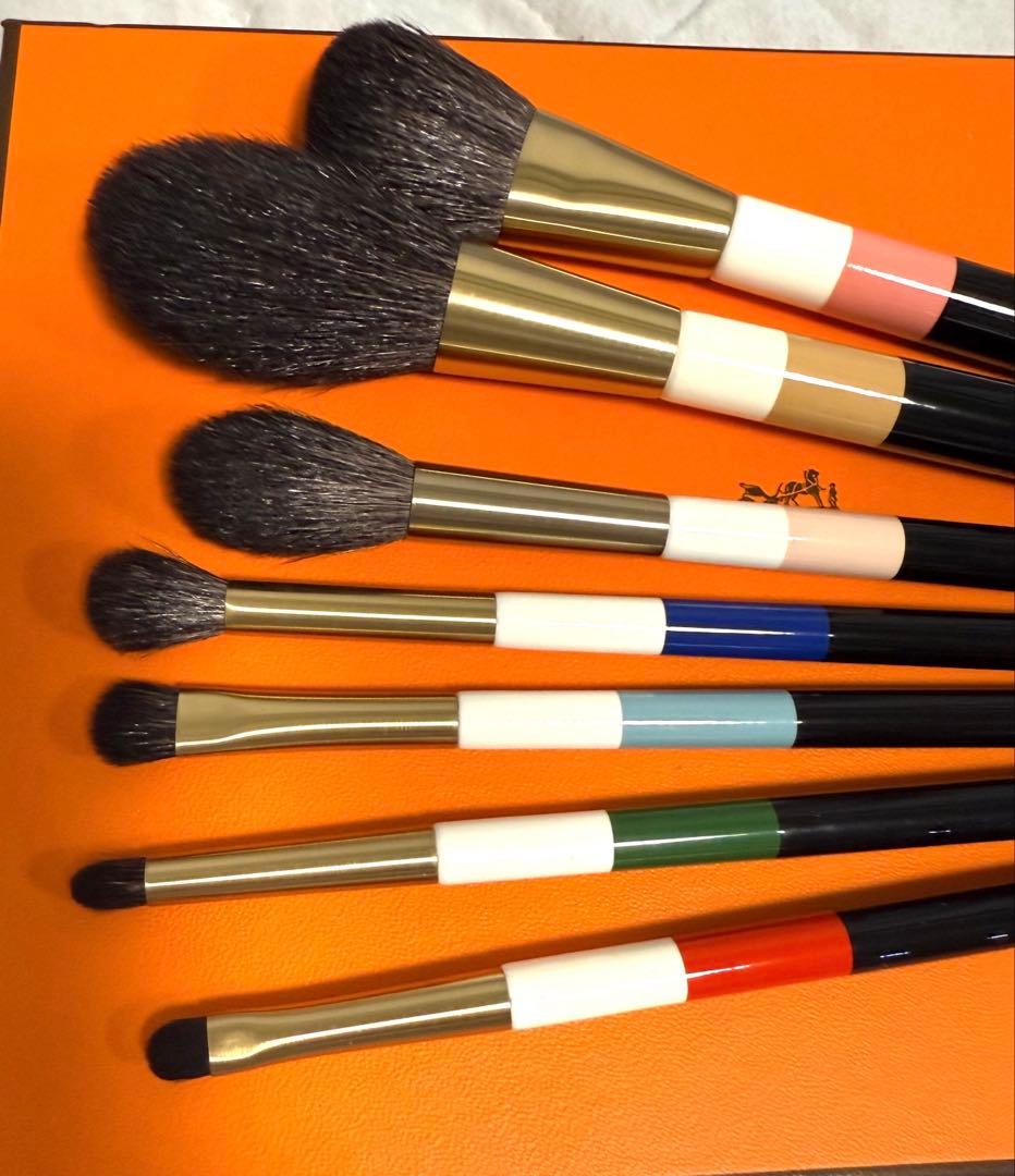 HERMESエルメス メイクブラシ7本セット　パウダーチークアイシャドウリップ