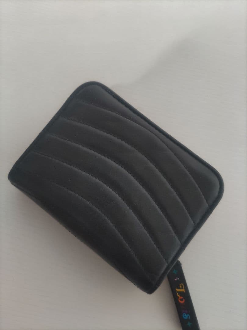 し*こ様 ルイヴィトン ニューウェーブ ジプト ファスナー 折り財布 ブラック