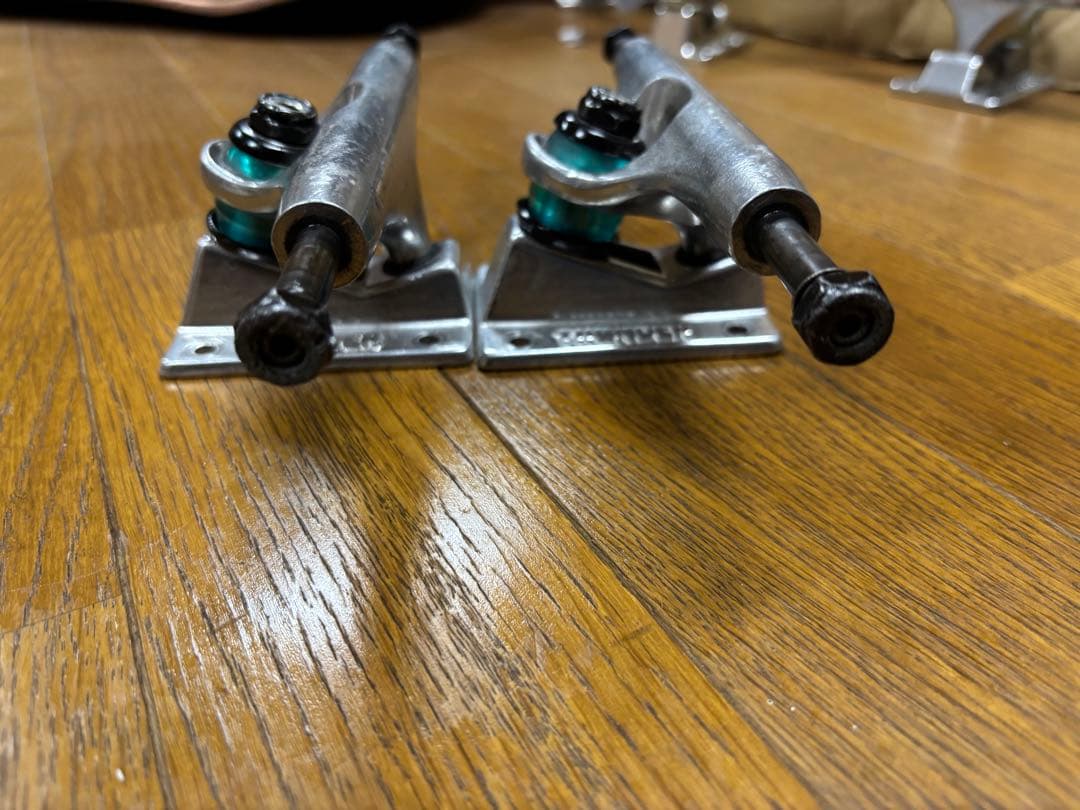 THUNDER HOLLOW LIGHTS 147＋SPITFIREセット