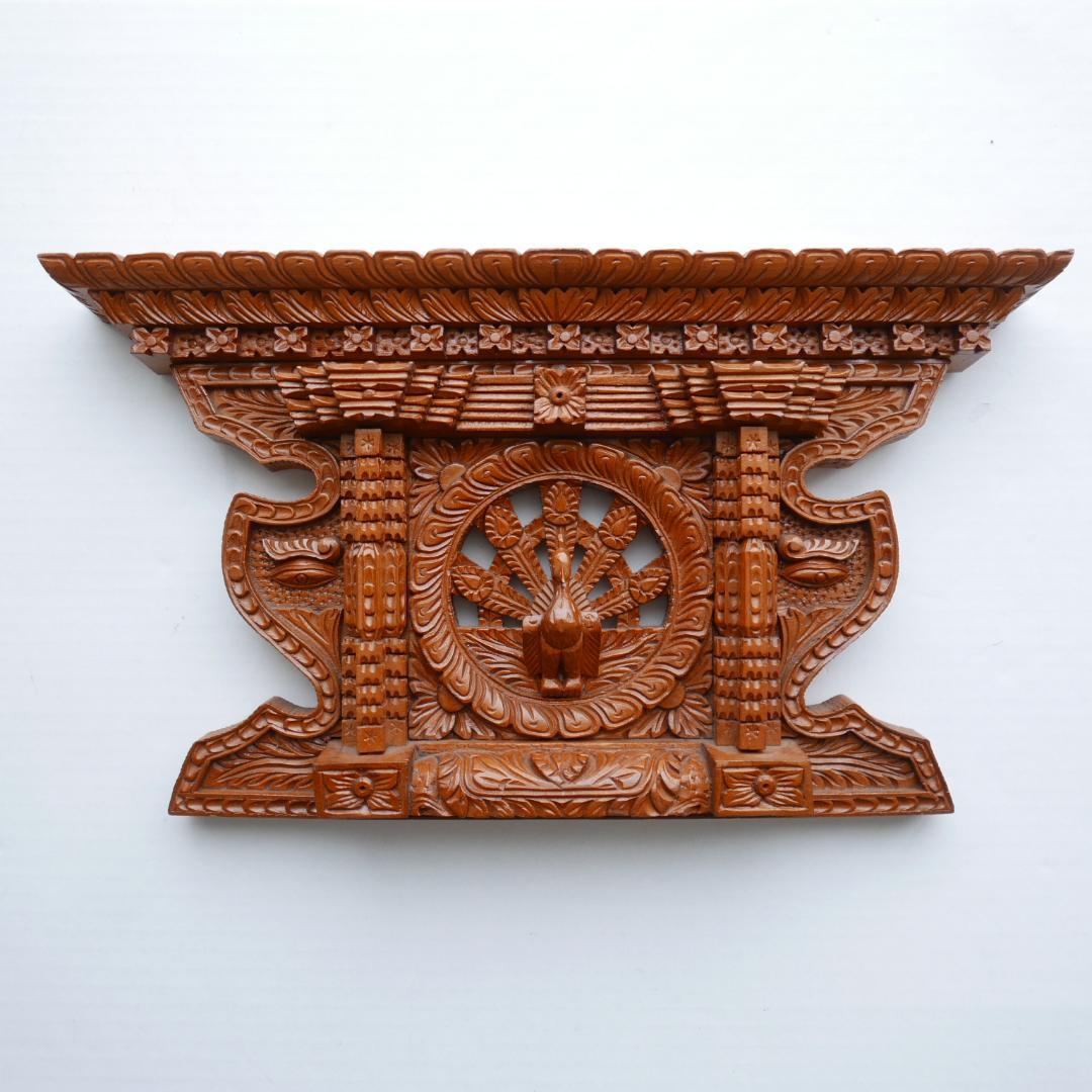 未使用☆ネパール木彫☆孔雀の窓☆ 木製ウィンドウフレーム☆Ankhi Jhyal