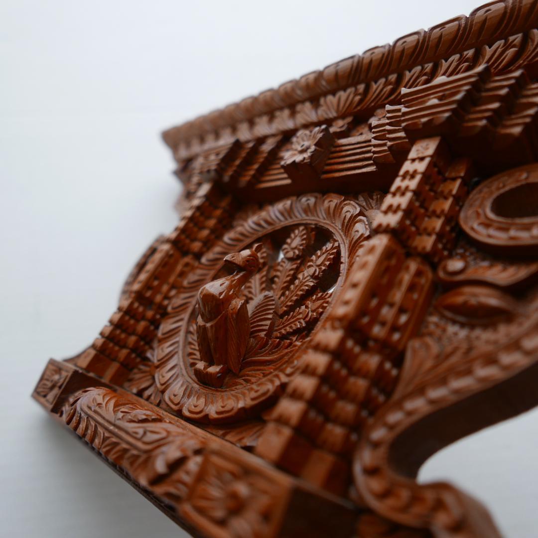 未使用☆ネパール木彫☆孔雀の窓☆ 木製ウィンドウフレーム☆Ankhi Jhyal