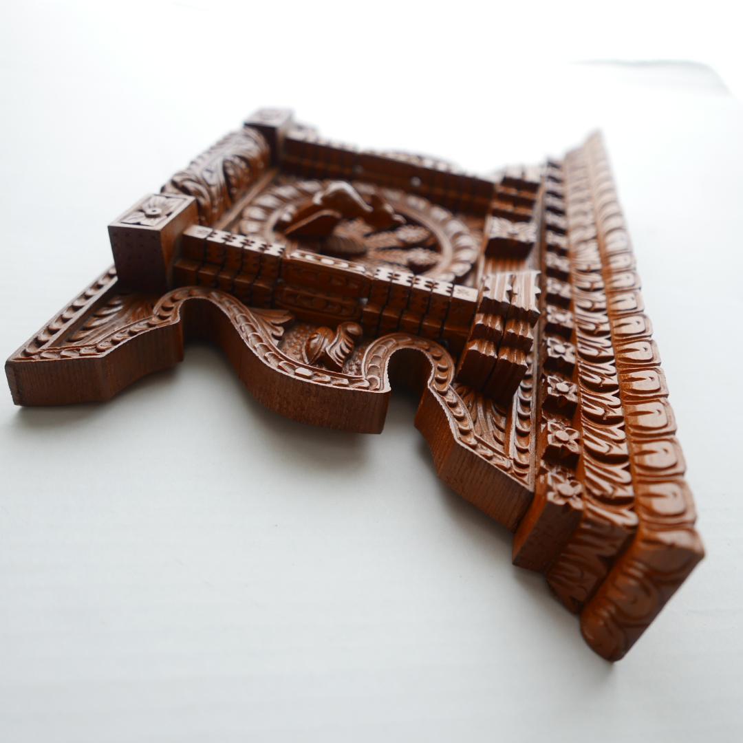 未使用☆ネパール木彫☆孔雀の窓☆ 木製ウィンドウフレーム☆Ankhi Jhyal