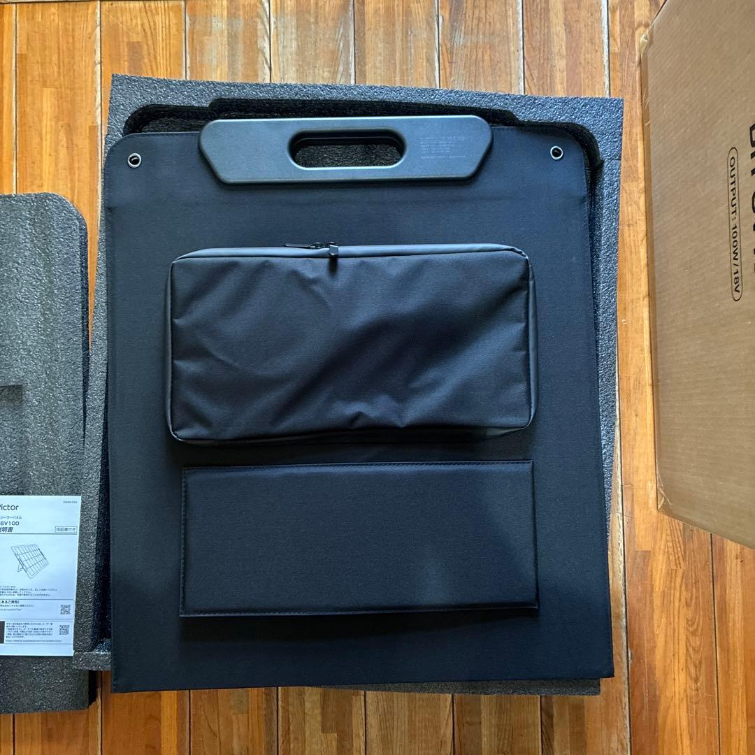Victor ポータブルソーラーパネル　100w/18v