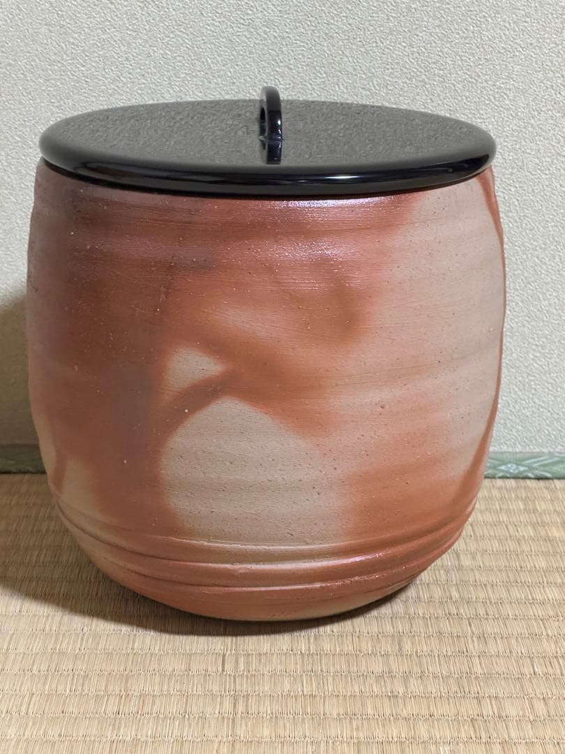 備前焼　伊勢崎満　備前緋襷棒ノ先水指