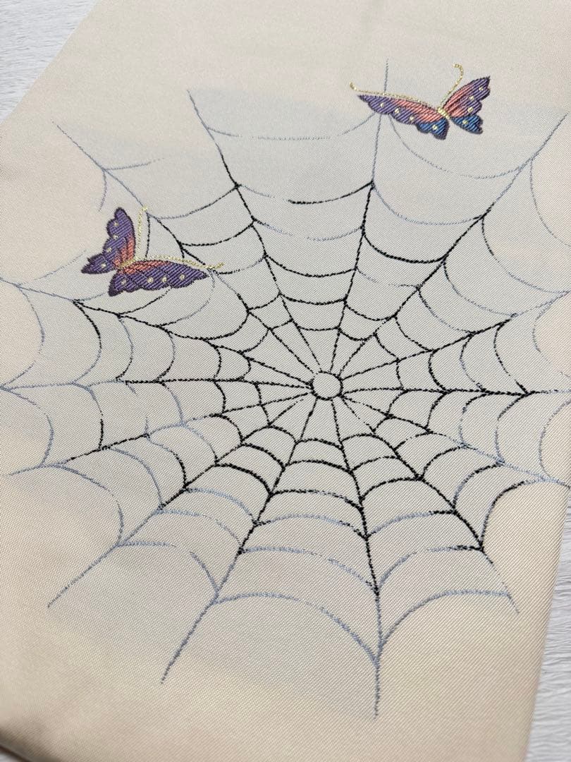 m-20 名古屋帯 クモの巣と蝶の刺繍 西陣織 正絹 未使用極美品