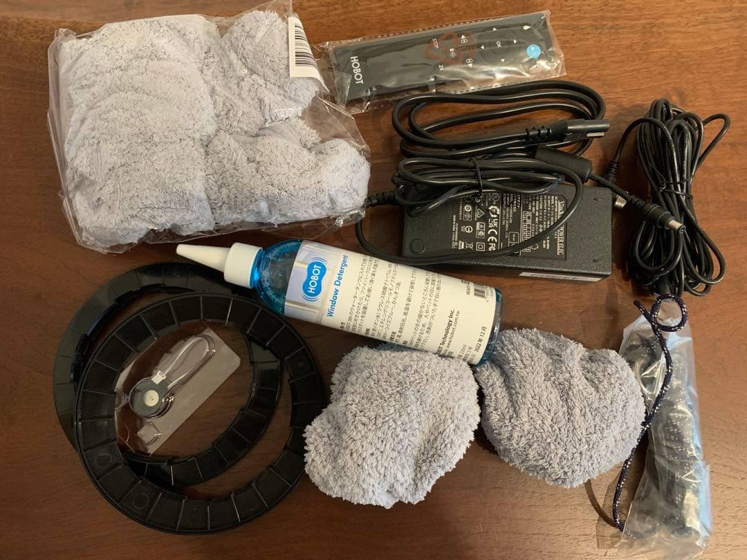 HOBOT-388 ロボット掃除機本体　簡単窓掃除！