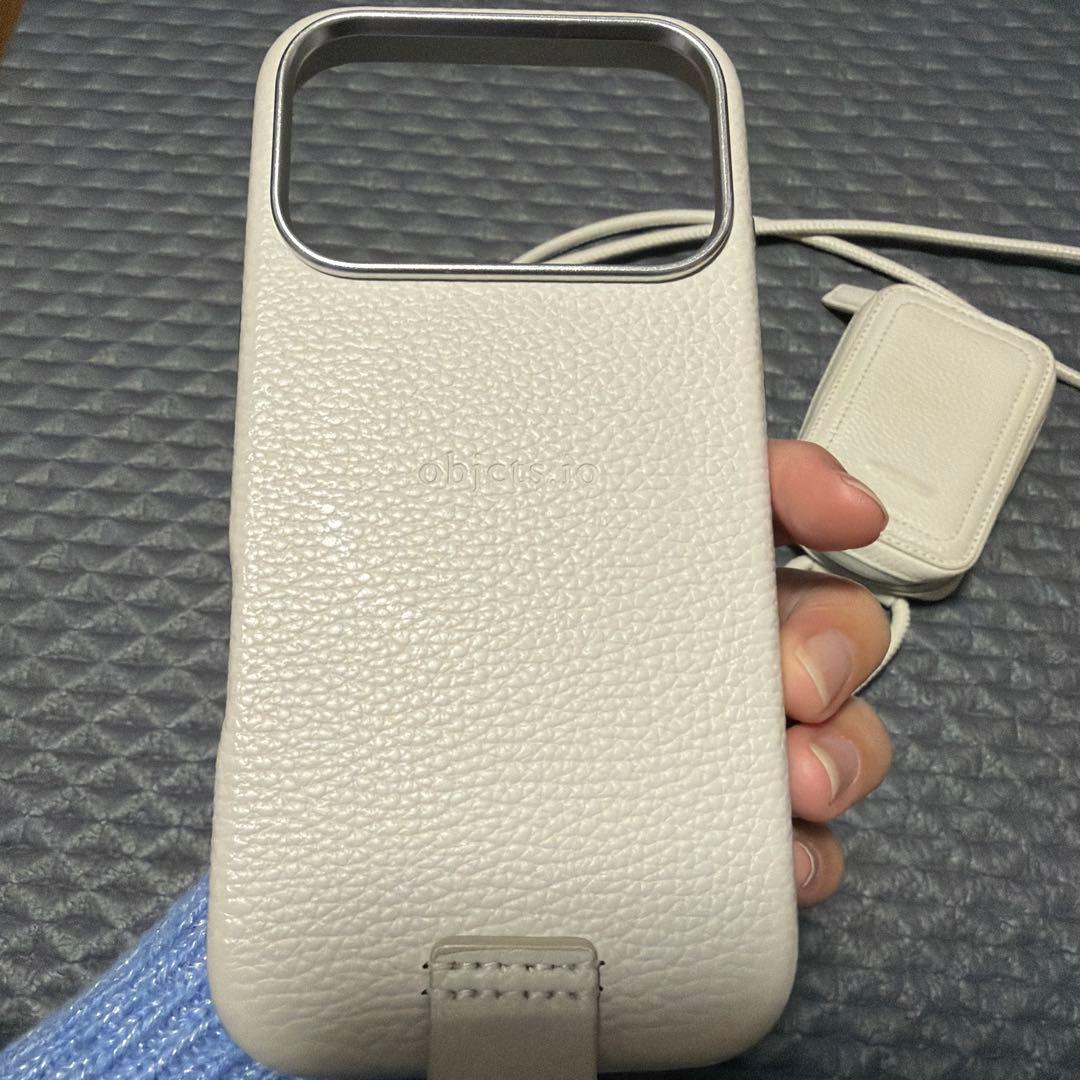 objcts.io オブジェクツ　iPhone17pro 土屋鞄　ケース　バック
