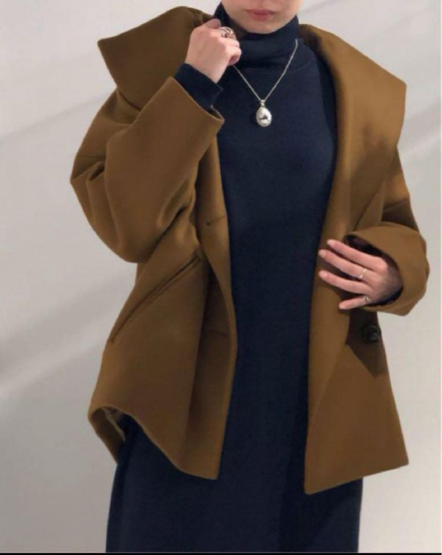 NOBLE MANTECOオーバーショートコート