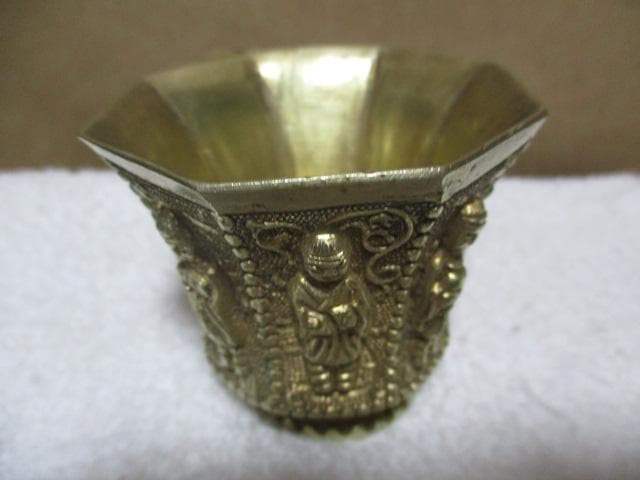 中国　唐代　舞伎八稜金杯　古箱付き　N74-2