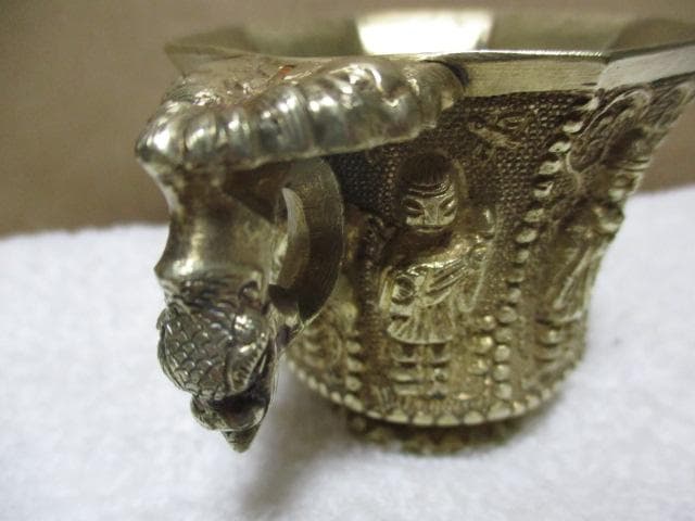 中国　唐代　舞伎八稜金杯　古箱付き　N74-2