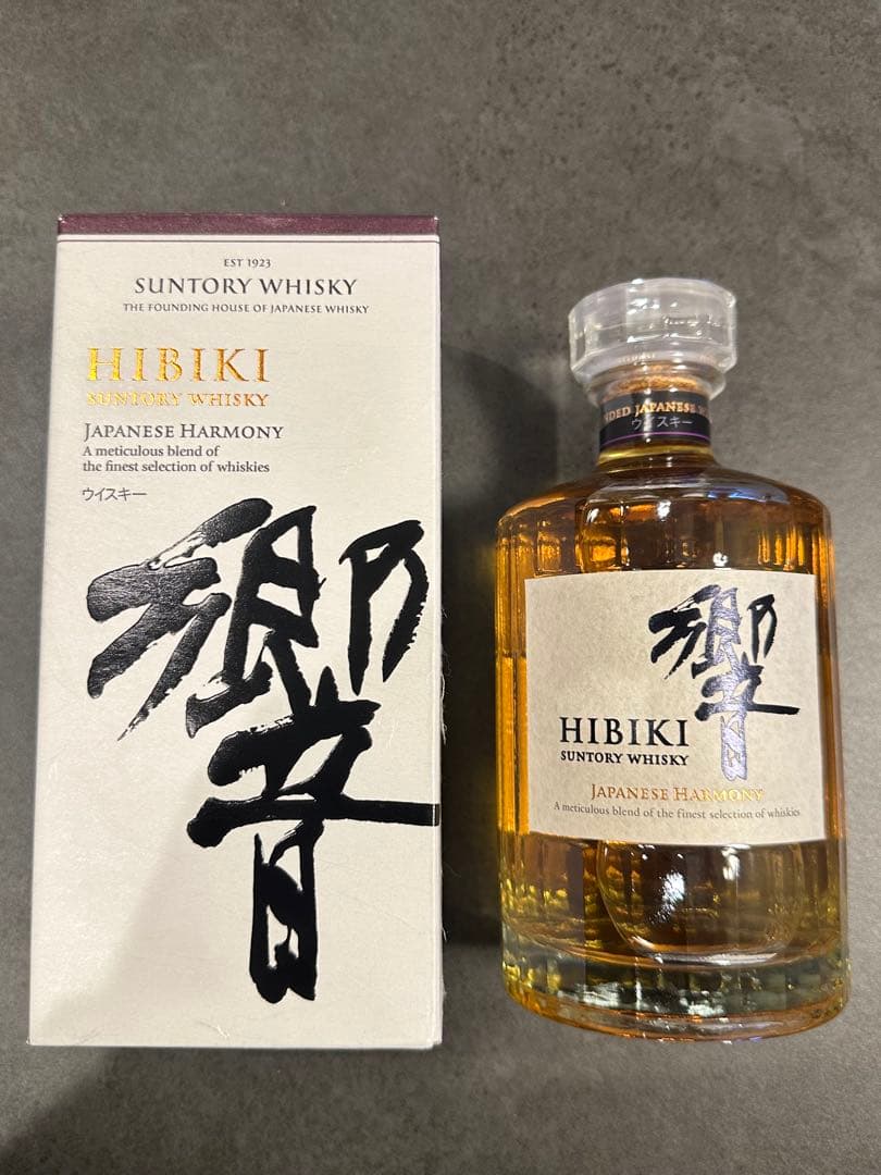 Hibiki Japanese Harmony ウイスキー　響　箱付