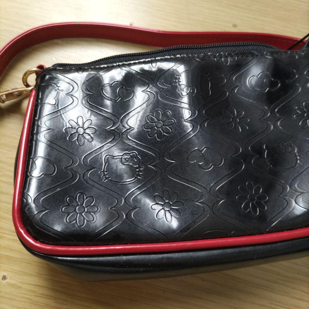 ハローキティ／Momoberry Exclusive／タグ付き／サンリオポーチ