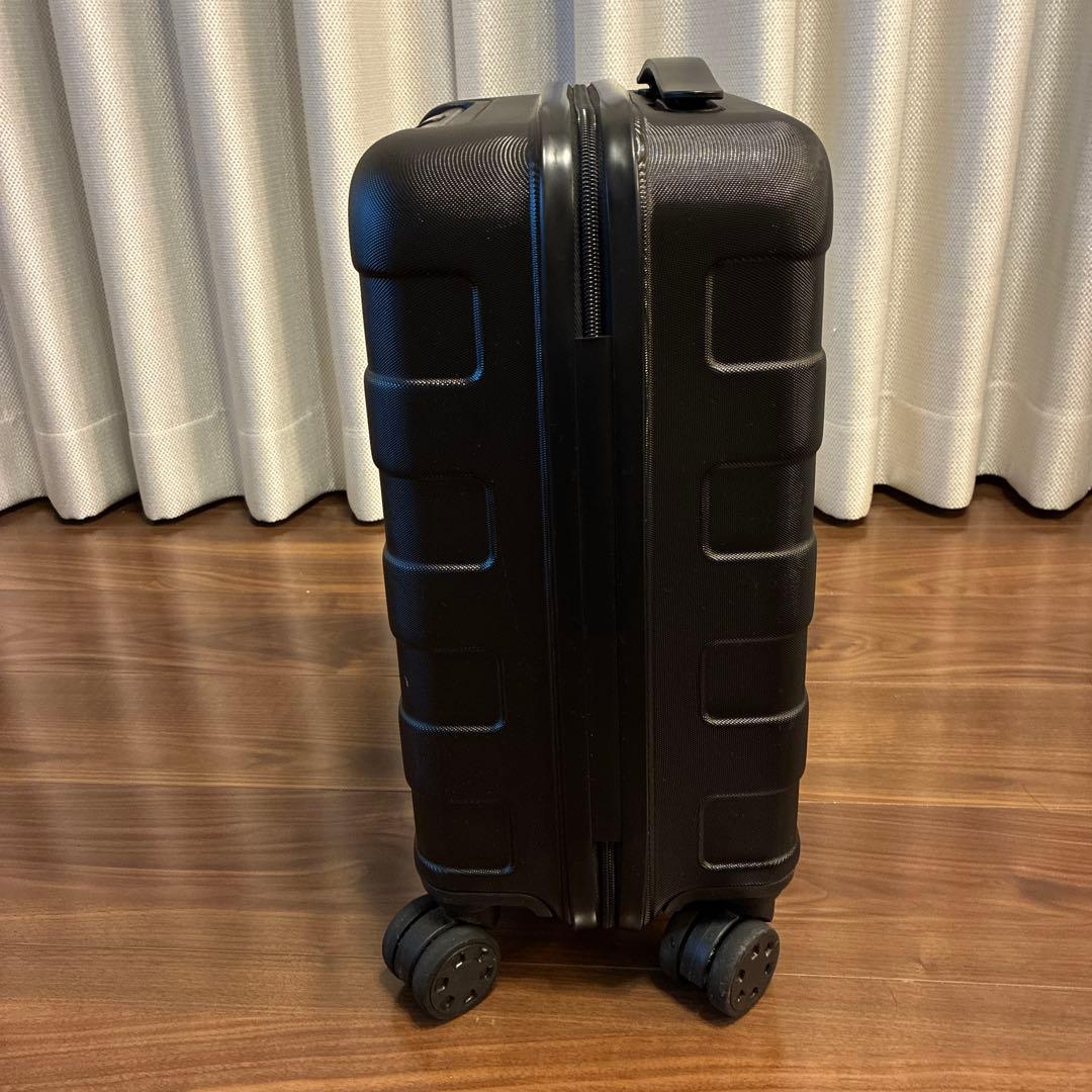 無印良品　キャリーケース 4輪キャスター付き