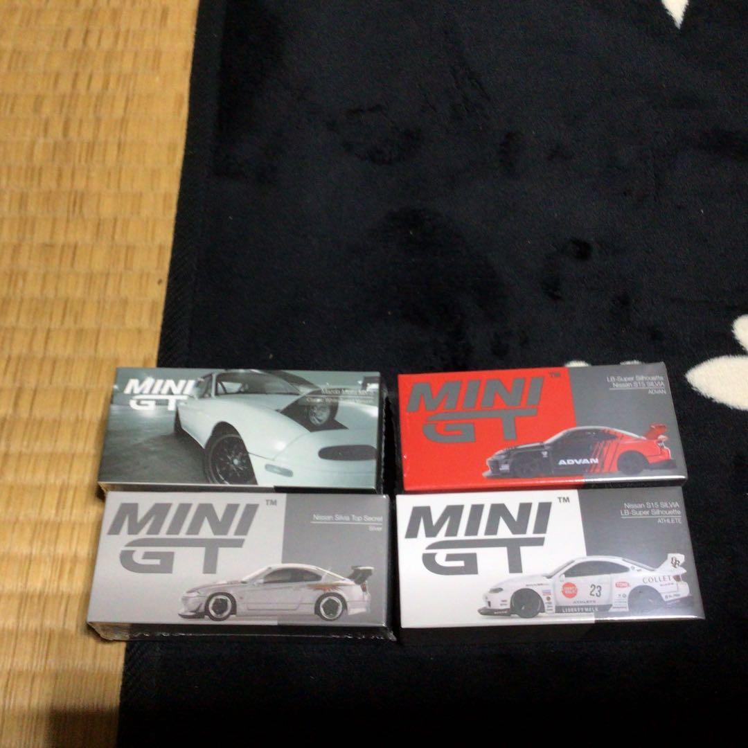 MINI GT 4台セット