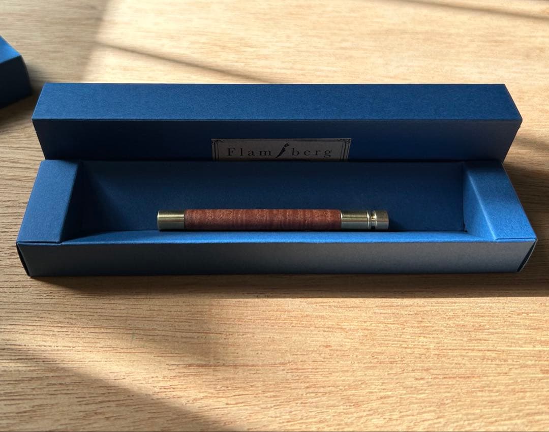【値下げ】Flamberg シャープペンシル 芯ケース　ツイスト消しゴム