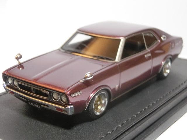 イグニッションモデル 1/43 IG1908 日産ローレル2000SGX紫 箱付