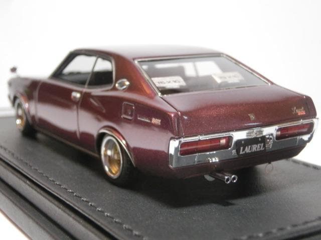 イグニッションモデル 1/43 IG1908 日産ローレル2000SGX紫 箱付