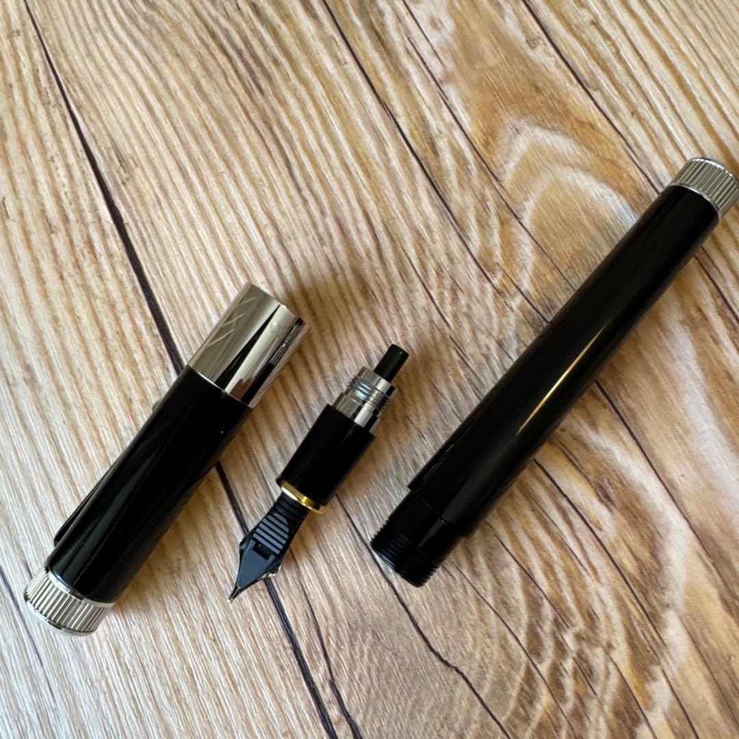 伊東屋ロメオ(ROMEO)No.3万年筆ブラックBニブ廃番品