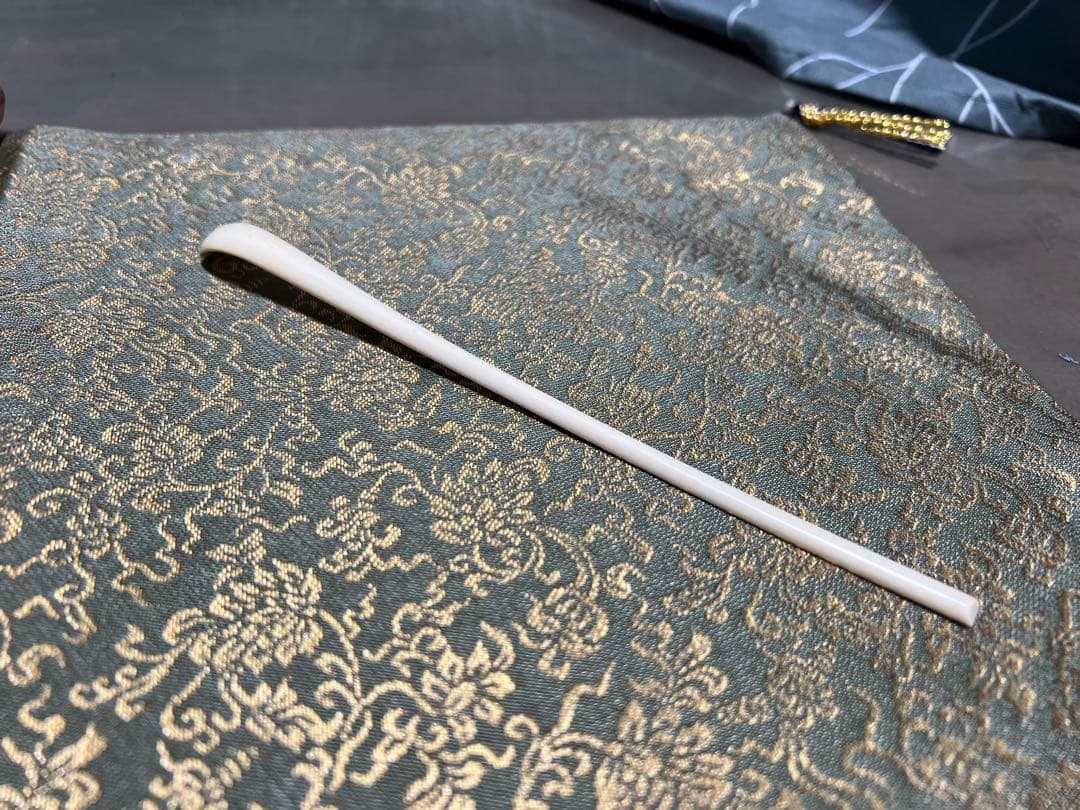 A*a様 裏千家鵬雲斎 銘『山景』 牙茶杓