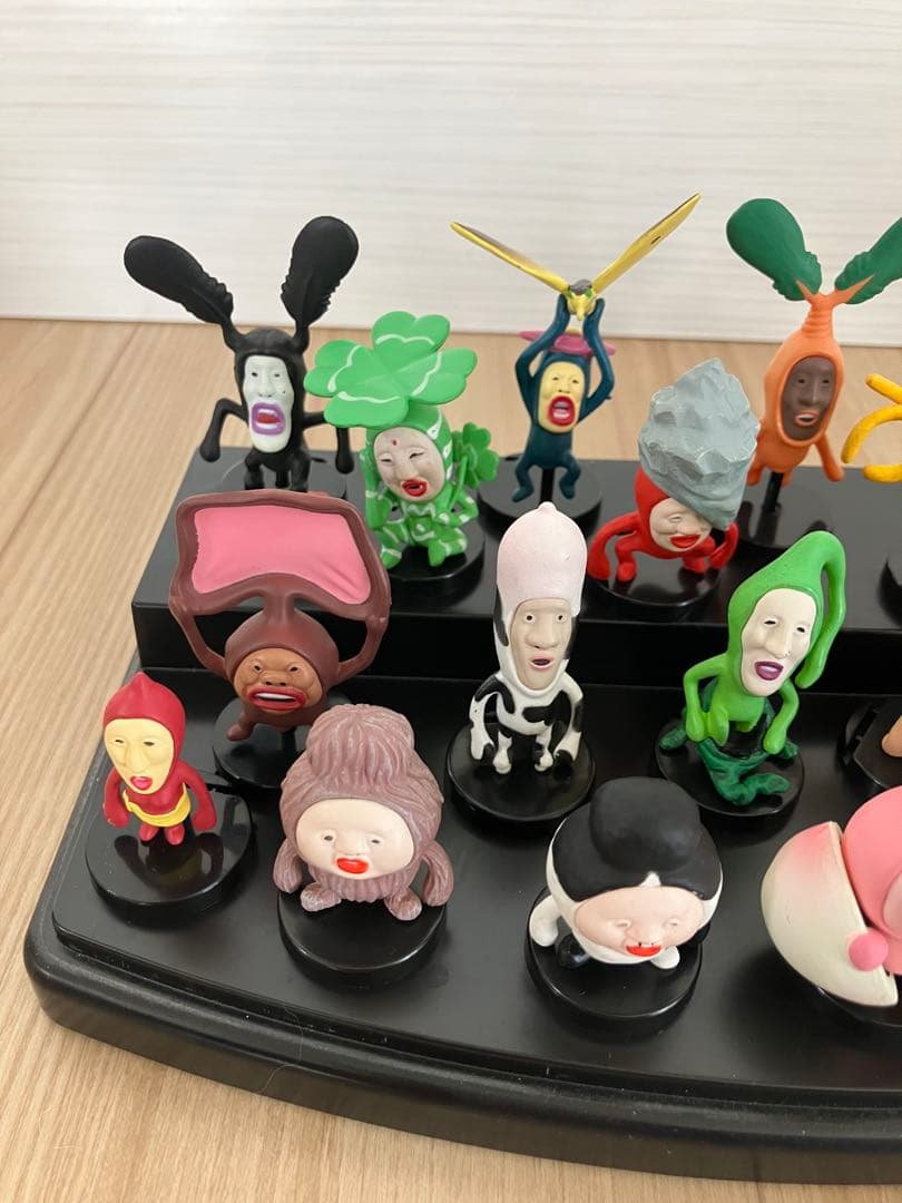 こびとづかん カバヤ　フィギュア19体 ジャンク品