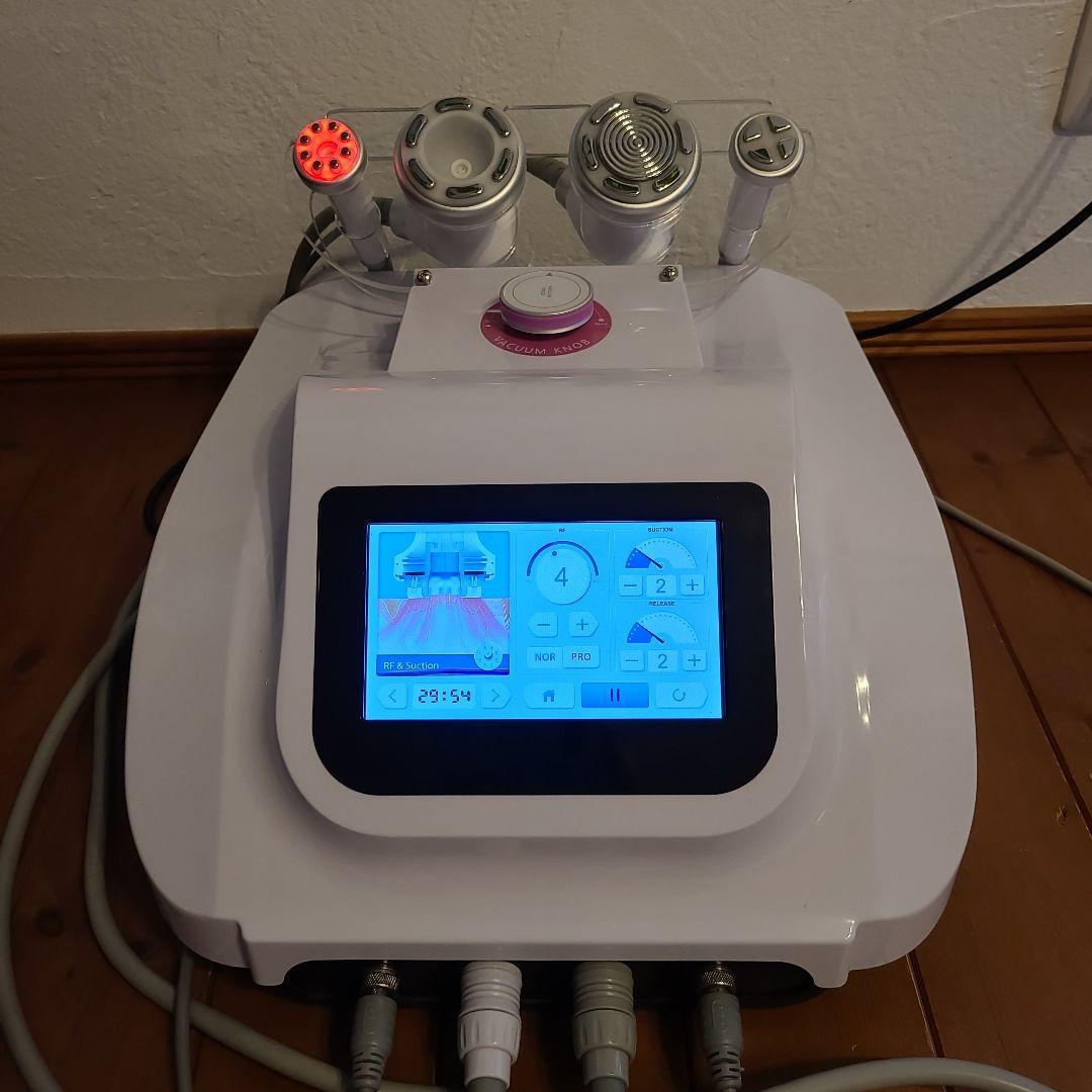 LIPO CUTTER キャビテーション&美顔器