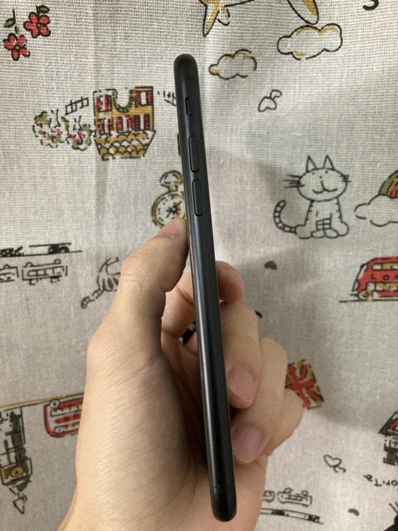 年末特価｜超美品 iPhone SE3 64GB 黒 SIMフリー