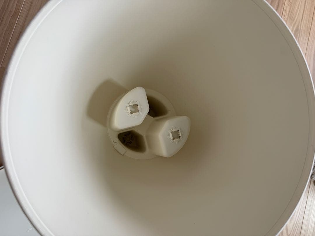 カルテル　プリンスアハ　スツール　ワックスホワイト 値下げ