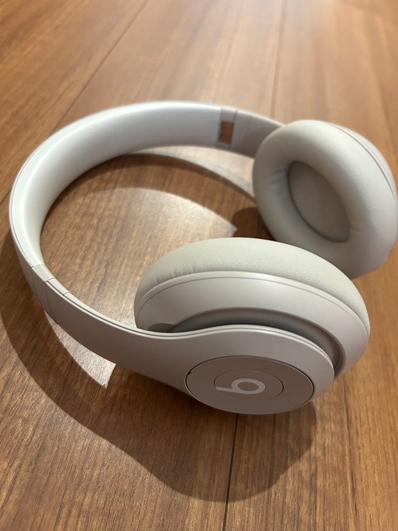 Beats Studio Pro サンドストーン 保証付き　美品
