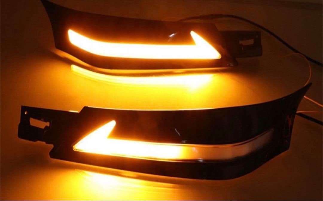 ヴェルファイア30系前期専用 流れるシーケンシャルウィンカーデイライト機能付