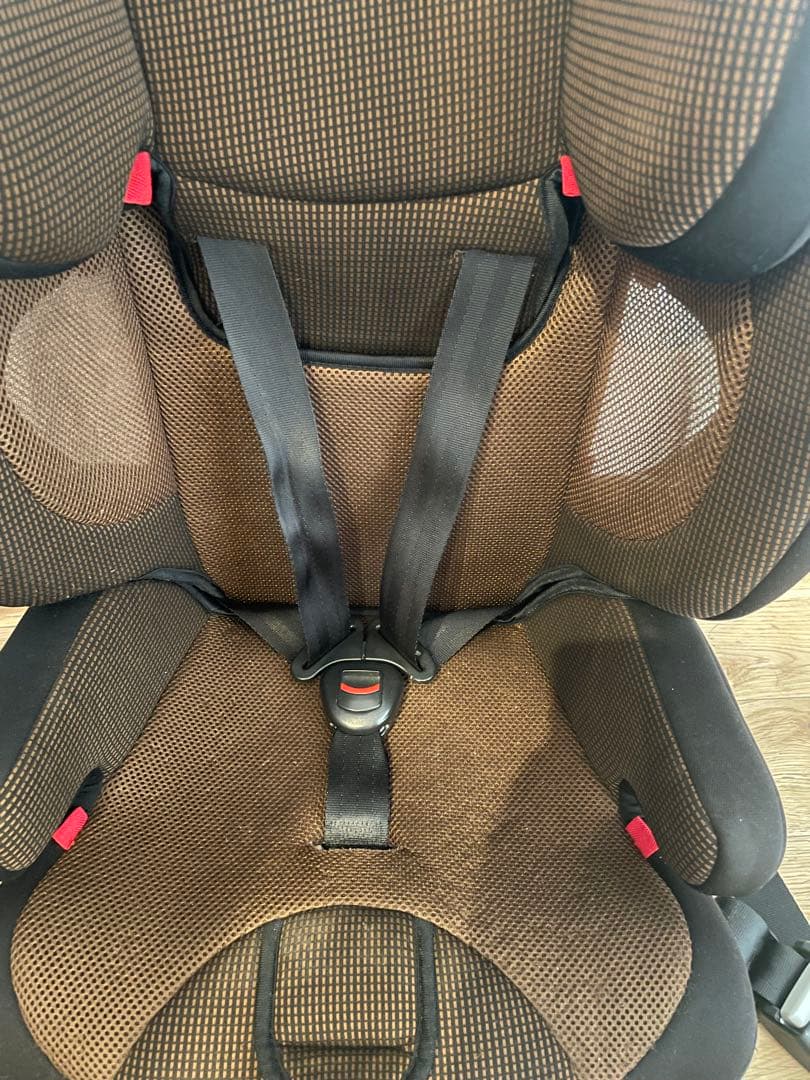 Smart Angel ジュニアシート ブラウン　ハーネスジュニアFIX