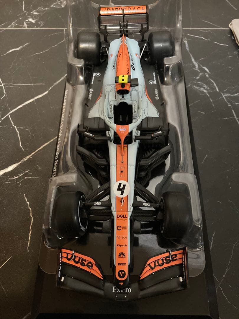 紅い跳馬　2台セットビッグスケールF1 マクラーレン　MCL35M ノリス