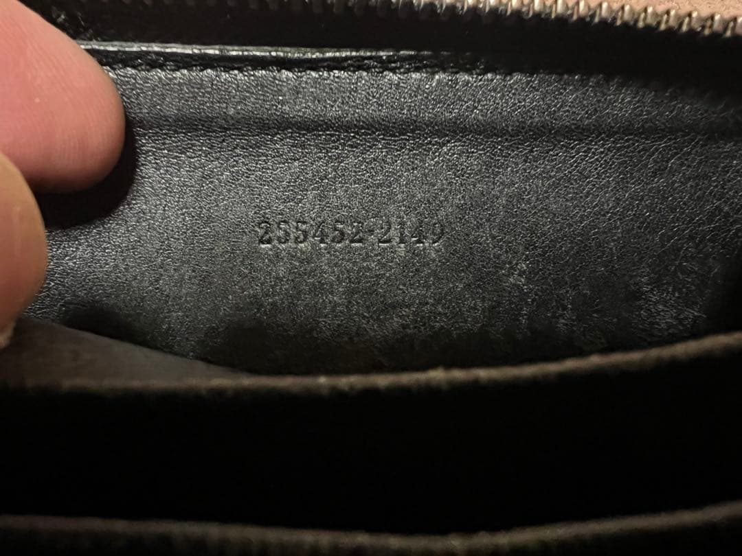 GUCCI 2484 ケース シマ ラウンドファスナー 黒 レザー