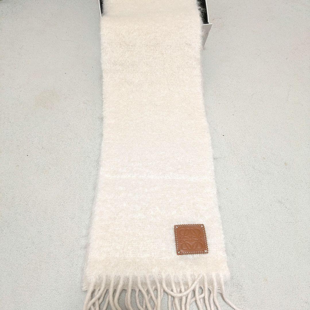LORWE ロエベ　ホワイト マフラー モヘヤ　箱付き