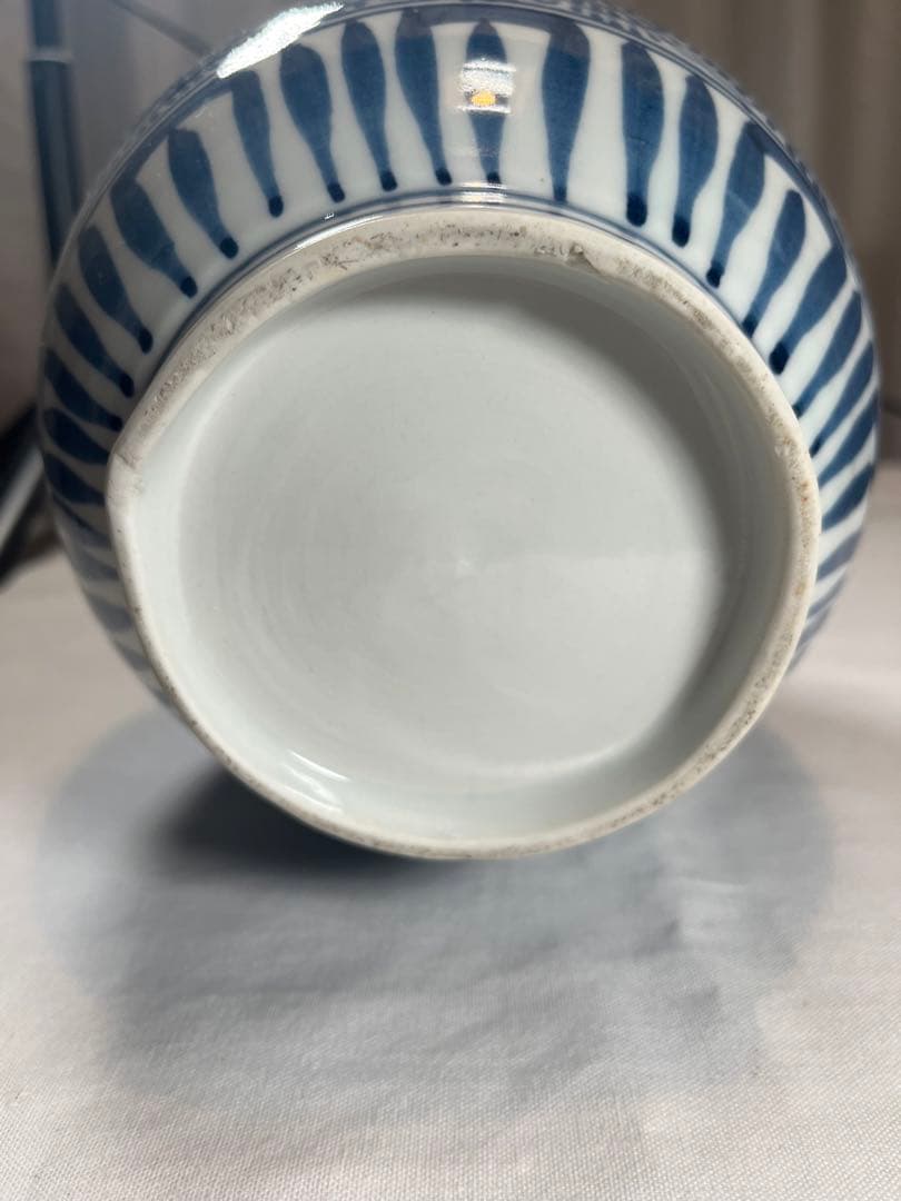 古伊万里　タコ唐草　鶴首の壺