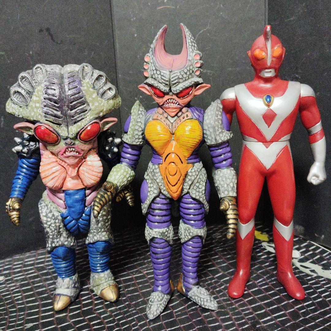 ウルトラ怪獣旧型絶版ソフビベンゼン.レディセット（期間限定サービス終了）