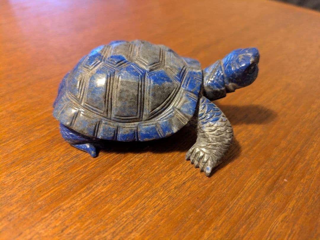 【幸運の青い亀】天然石 ラピスラズリ 置物 縁起物 魔除け 浄化