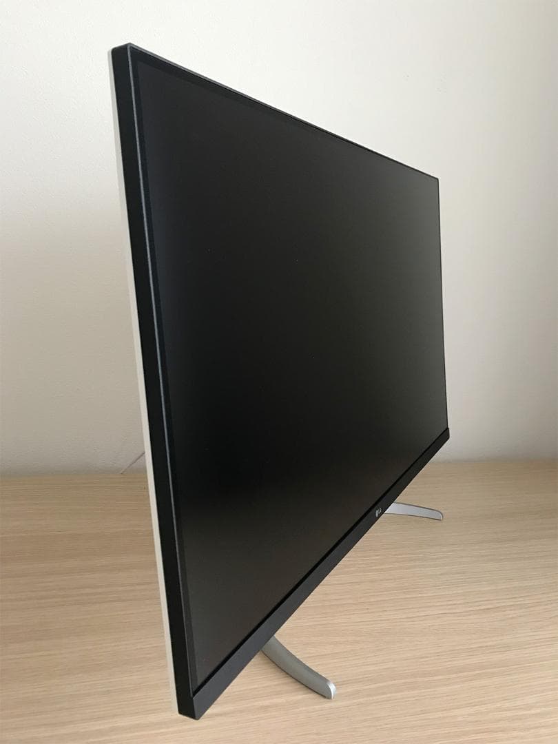 LG ディスプレイ 32UQ850-W 31.5インチ