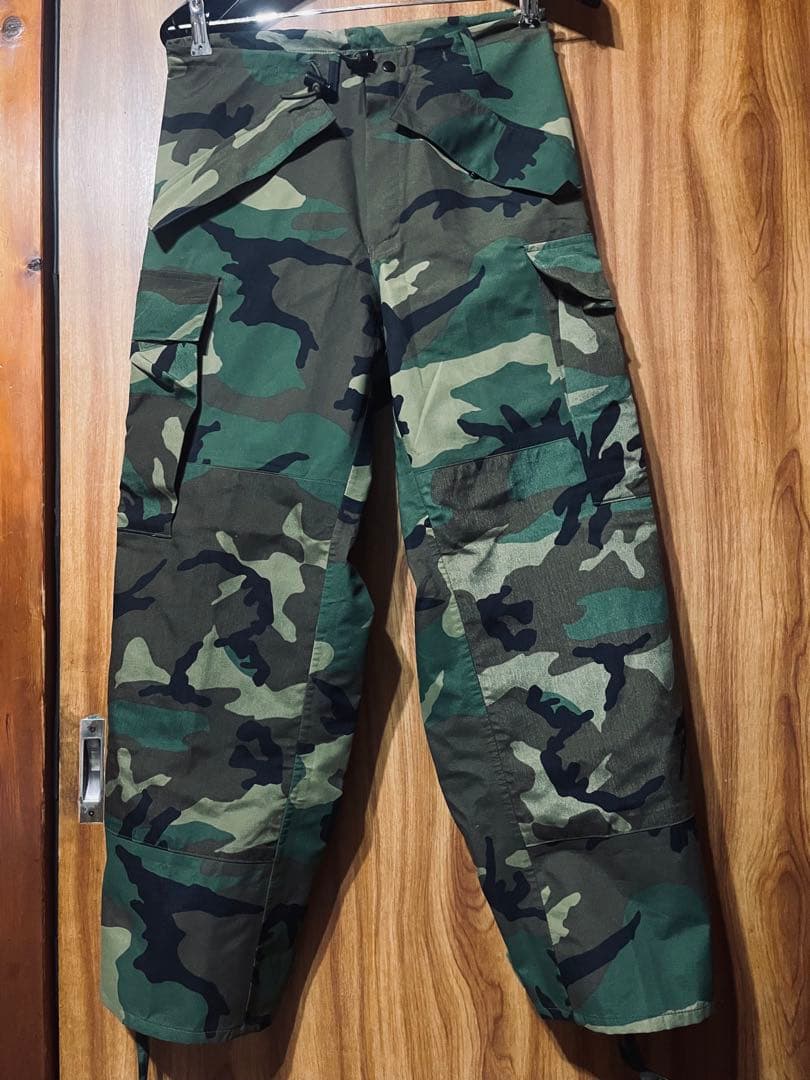 実物　ミリタリー　ゴアテックス　カモパンツ　XS ミルスペック