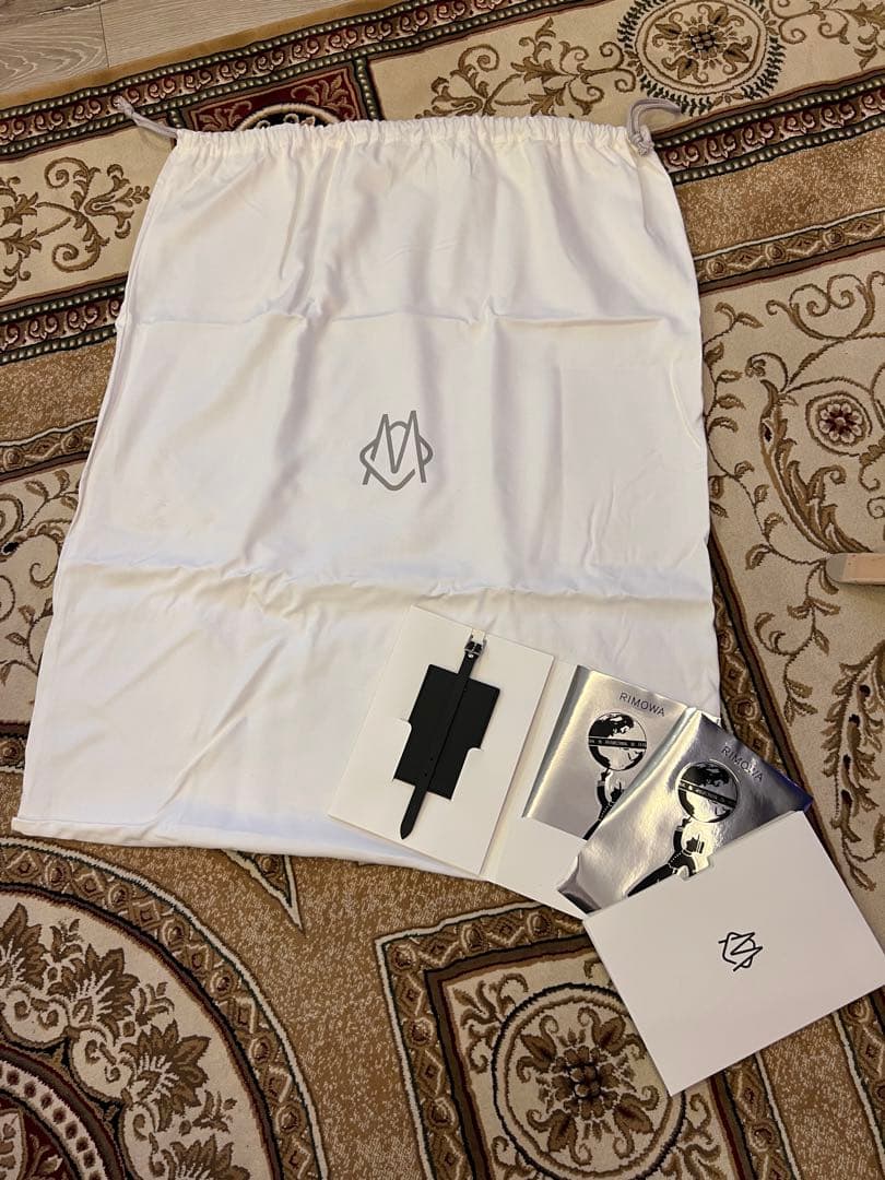 リモワ　スーツケース　2輪　サルサデラックス