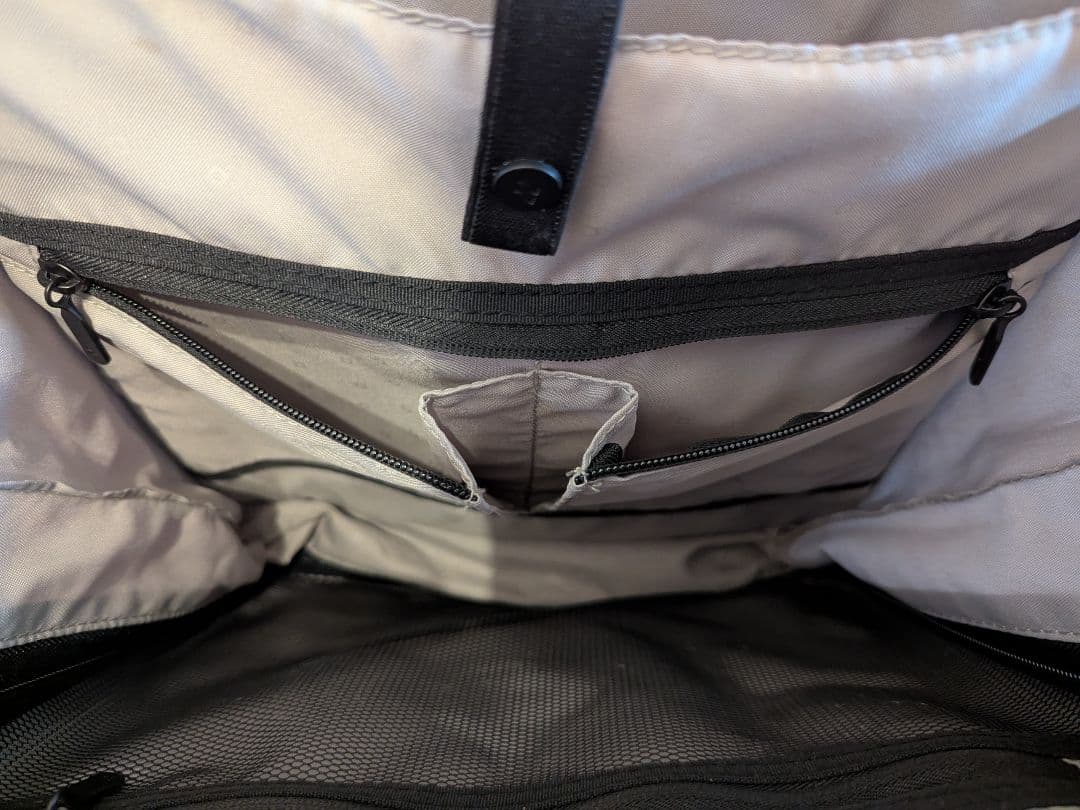 【機内持ち込み可】LOJEL スーツケース Cubo Small ブラック 4輪