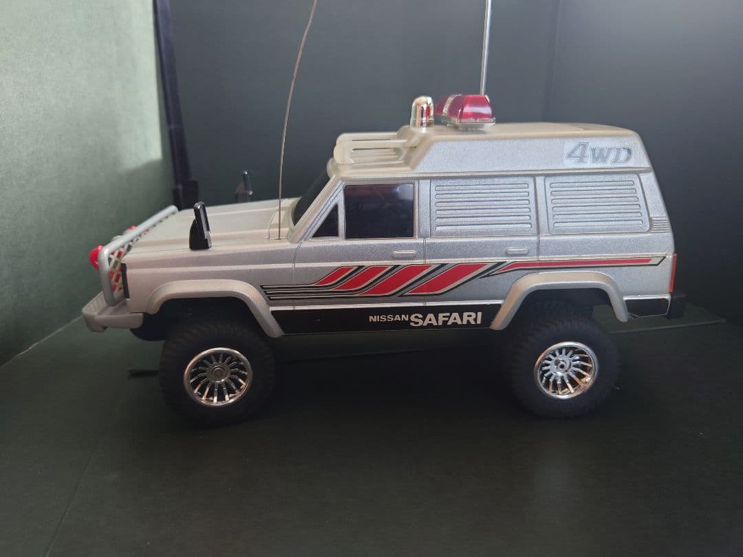 574　【動作確認済】西部警察サファリ【状態良好】