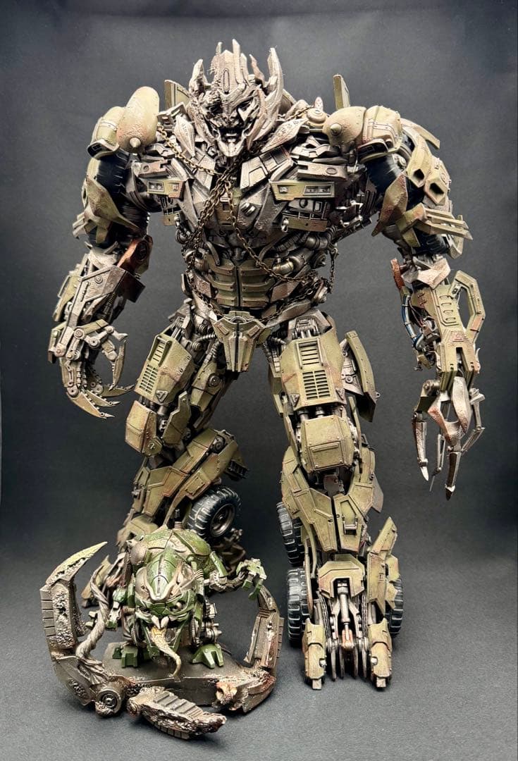 leaf studio メガトロンキット完成品　DOTMメガトロン