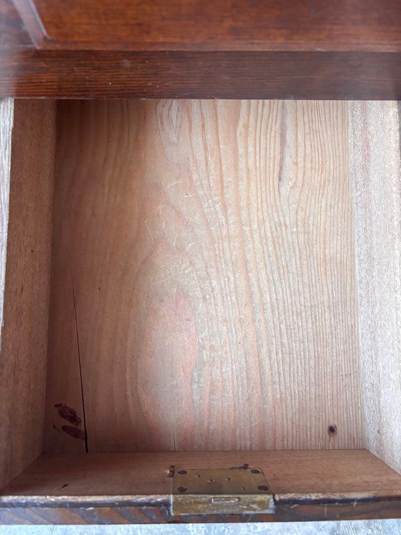 古い水屋箪笥　食器棚　ガラス棚　本棚　ガラスケース　木製箪笥 和家具　天然木