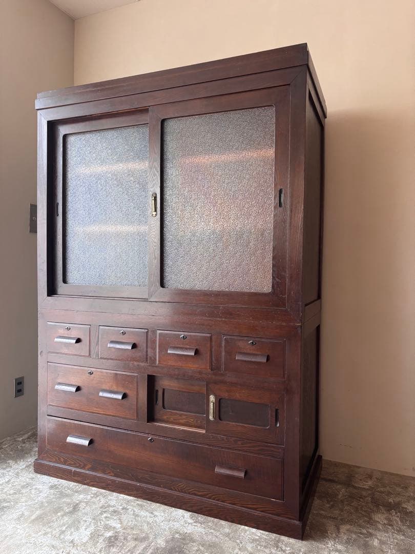 古い水屋箪笥　食器棚　ガラス棚　本棚　ガラスケース　木製箪笥 和家具　天然木