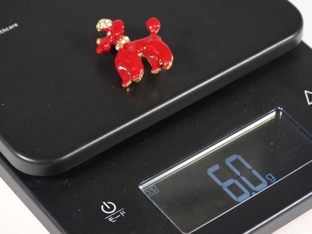 本珊瑚　赤珊瑚　犬ブローチ　アクセサリー ヴィンテージ