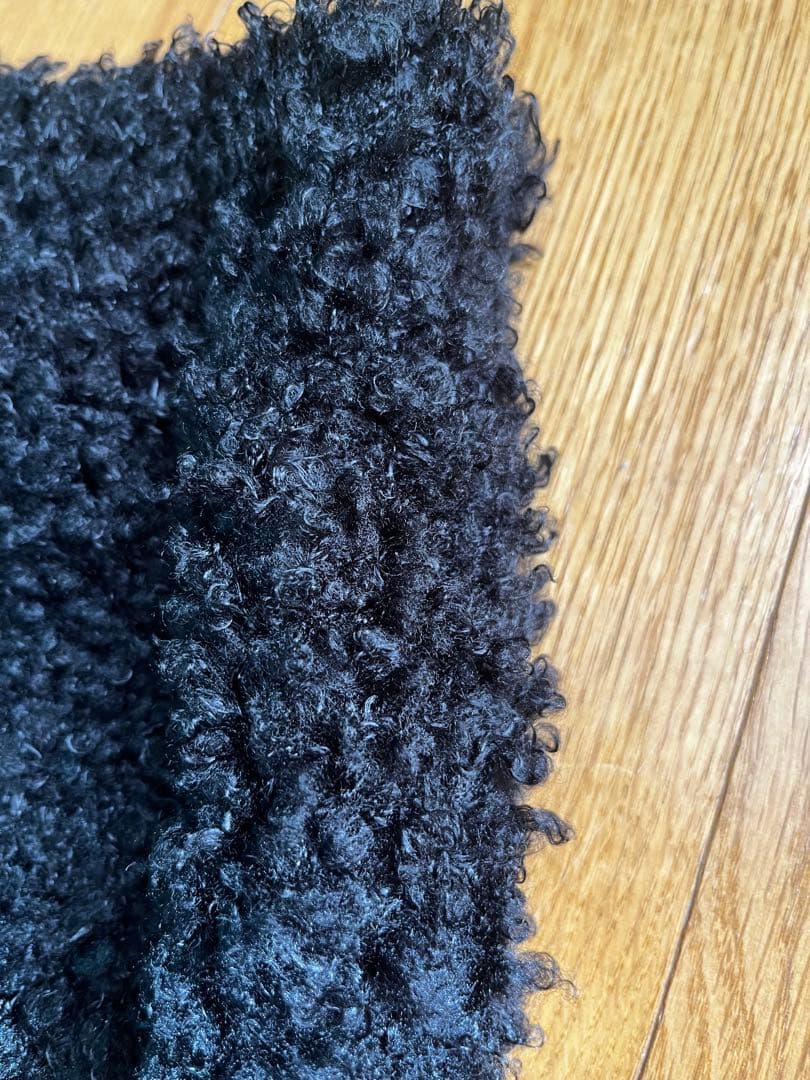 美品　HaaT イッセイミヤケ ボアスカート　タイトスカート　ブラック　黒