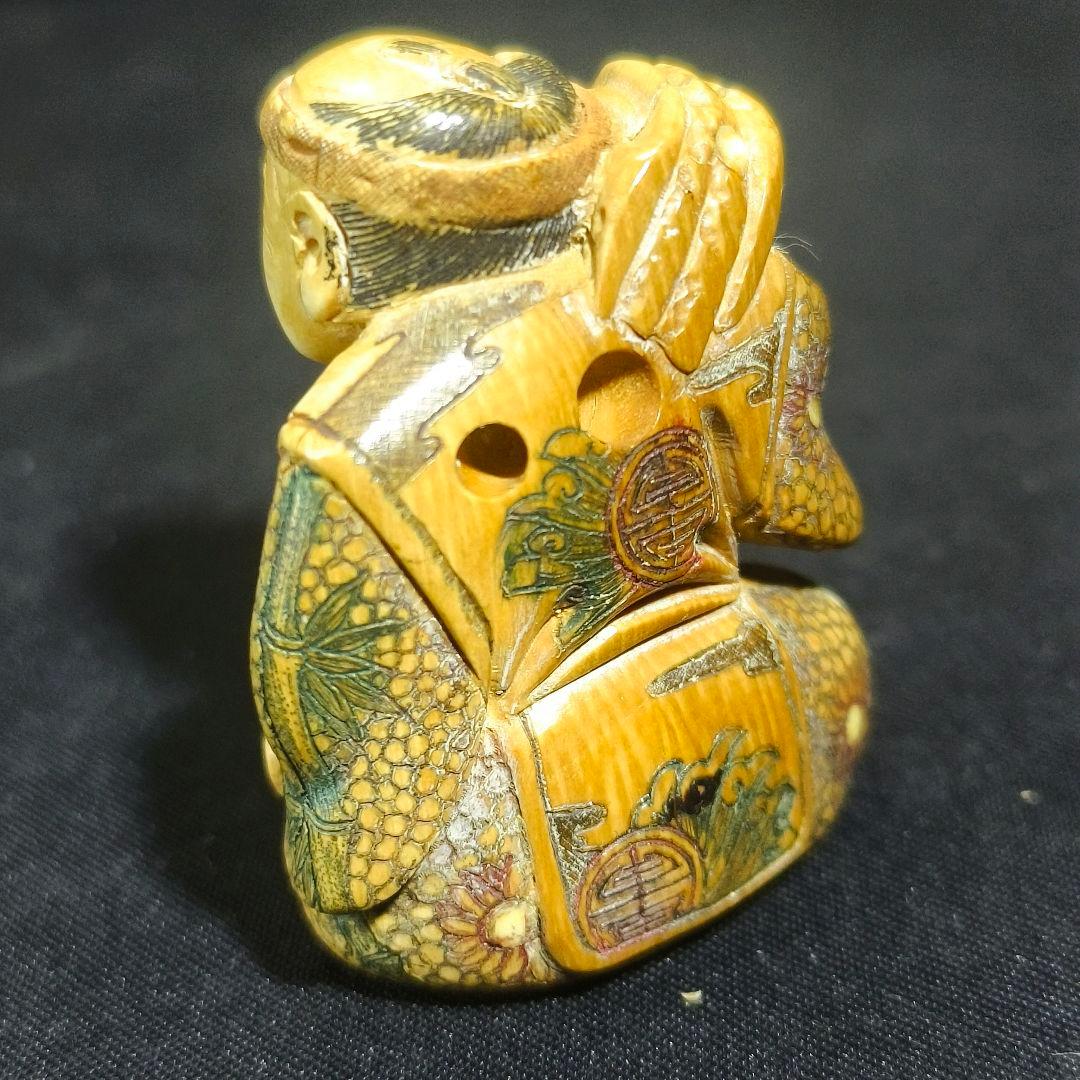 江戸根付 武士の図 山川在銘 天然素材細工 骨董 時代物 古美術 蒐集家放出美品