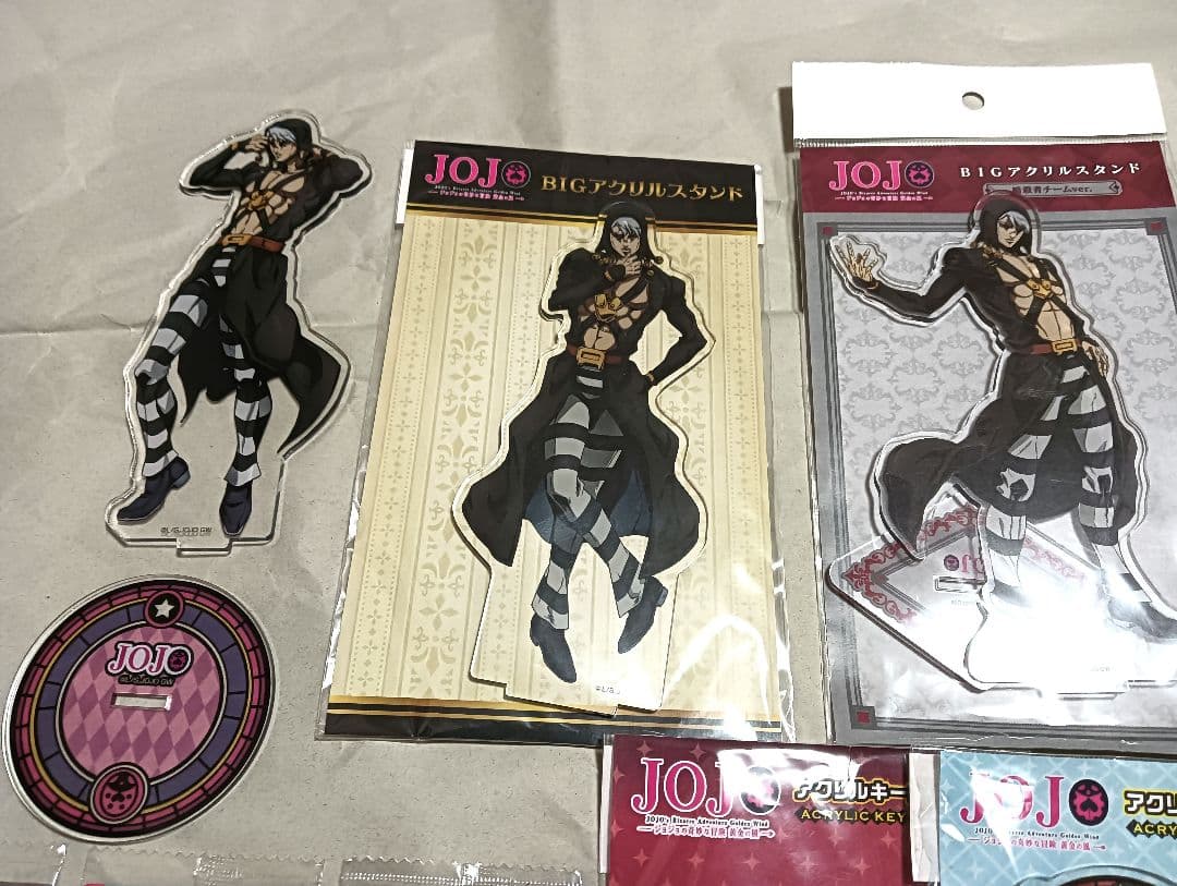 ジョジョの奇妙な冒険　リゾット　アクリルスタンド　アクリルキーホルダー　カード