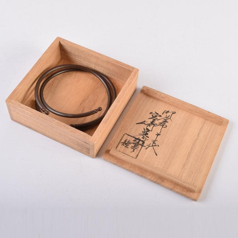 茶道具　御釜師　十三代宮崎寒雉造　釜環　丸環　一對　共箱　V　8470