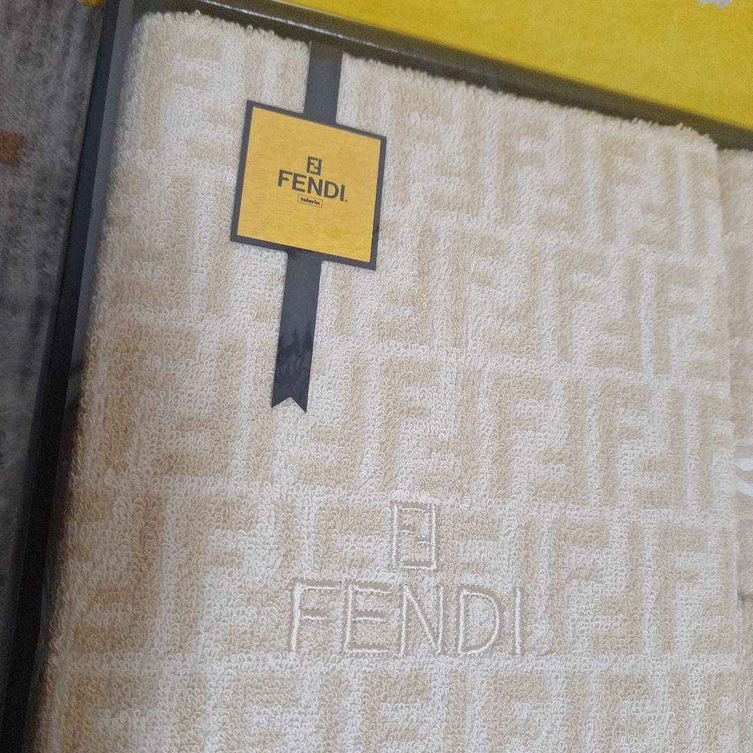 FENDI フェンディ タオルギフトセット　タオル4枚 新品未開封